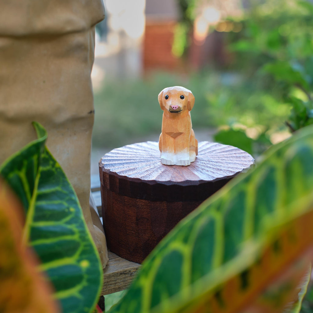 Handmade Wooden Dog Ashes Urn: Custom Labrador Figurine by photo, Pet Memorial Gift, Pet Personalised Keepsake, Jewellry Box