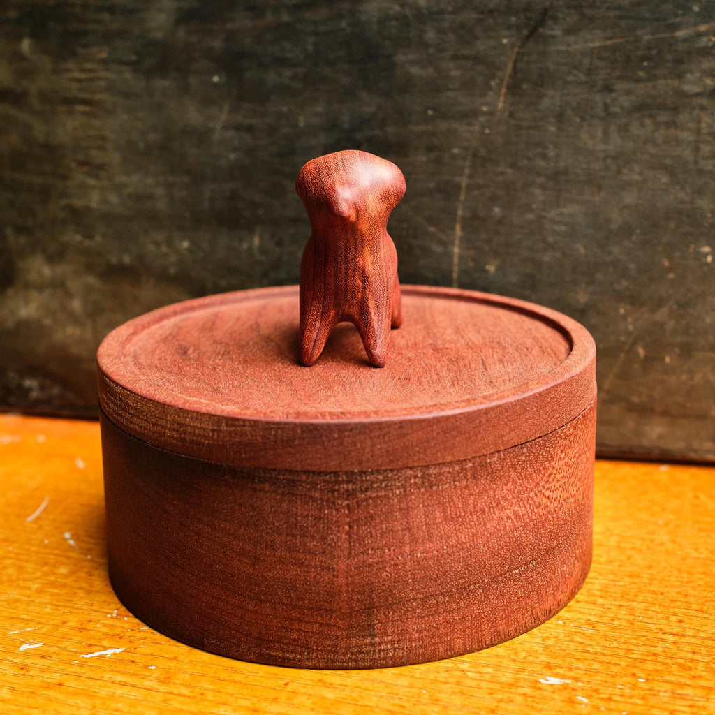 Medium and Large Handmade Natural Wooden Pet Urn | Suitable for All Dog Breeds | Handmade Memorial Ashes Box for Dogs｜Pet Loss Keepsake Gift