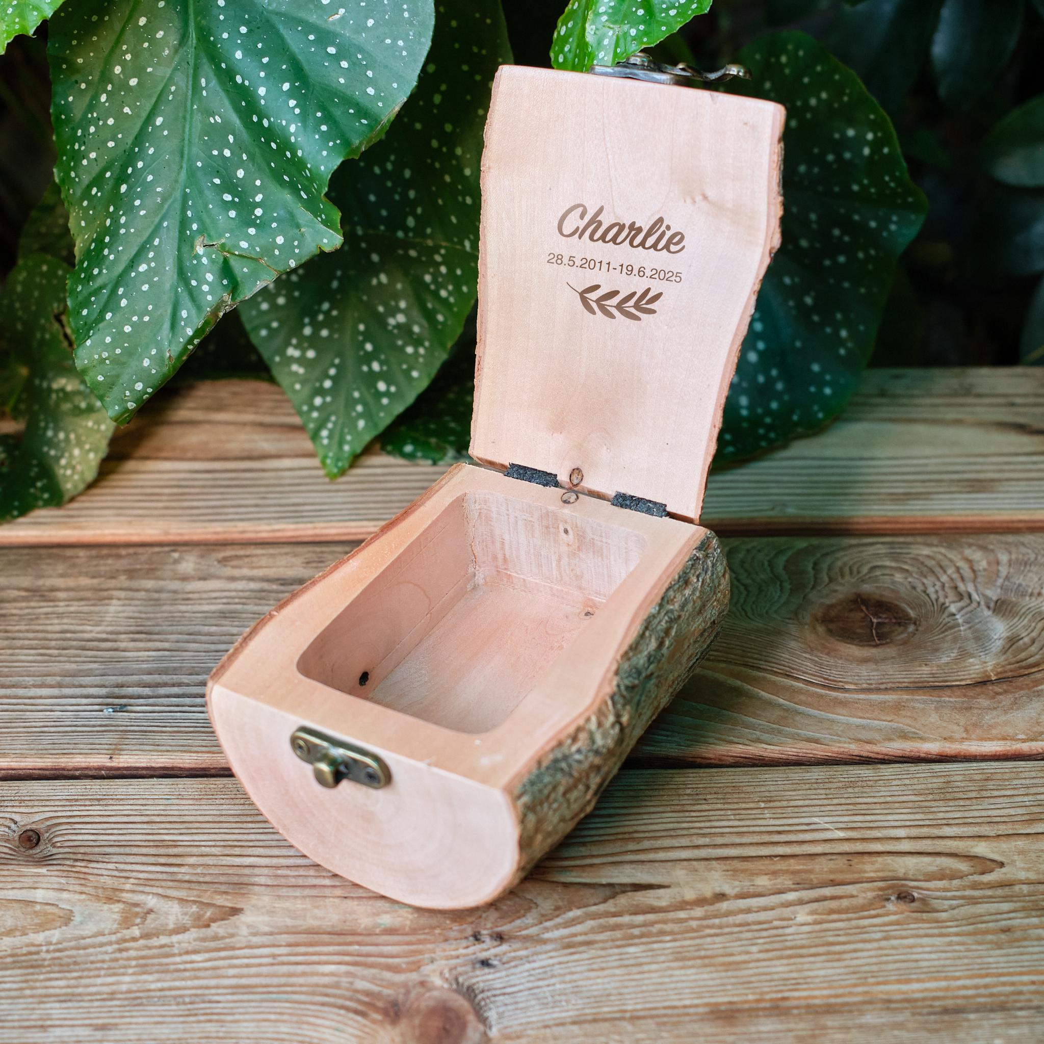Natural Bark Wood Keepsake Box, Small Pet Urn, Eco Friendly Mini Memorial Box, Wooden Ashes Holder, Jewellery Box, Rustic Woodland Decor