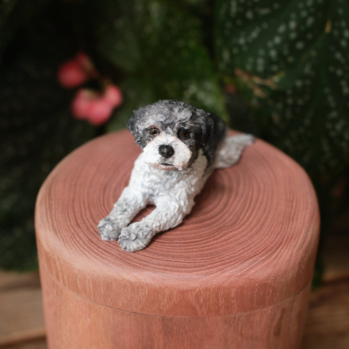 Natural Wood Dog Urn for Ashes with Realistic Hand-Carved Lying Dog Figurine from Photo, Personalised Name Engraving, Pet Memorial Gift
