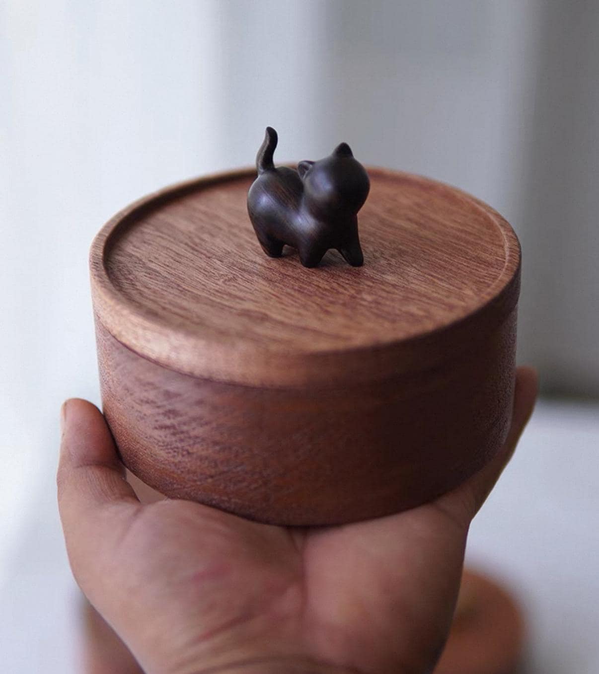 Handmade Wooden Small Cat Whiskers box | Keepsake Holder｜Engraved Name | Memorial urn for Ashes Fur Teeth | Pet Loss Gift｜Pet Remembrance