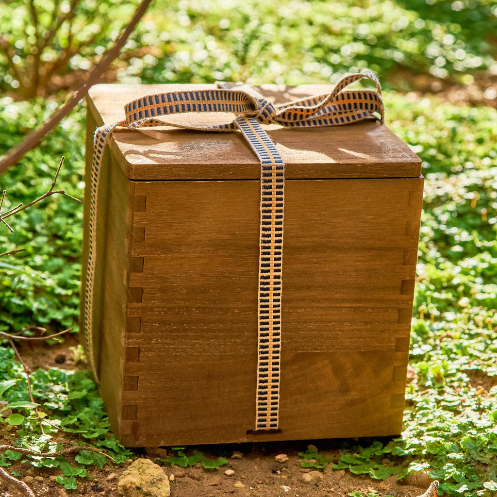 Large Wooden Dog Urn｜Custom Laser Engraving｜Large Pet Ashes Over 100lbs｜Eco-Friendly Personalised Memorial Urn｜Big Dog Cremation Box