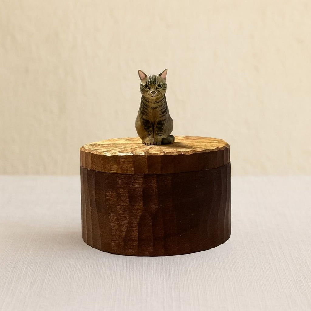 Custom Hand Carved Lounging Cat Figurine from Photos, Large Handmade Wooden Cat Urn, Engraved Pet Ashes Box, Personalised Cat Ashes Keepsake