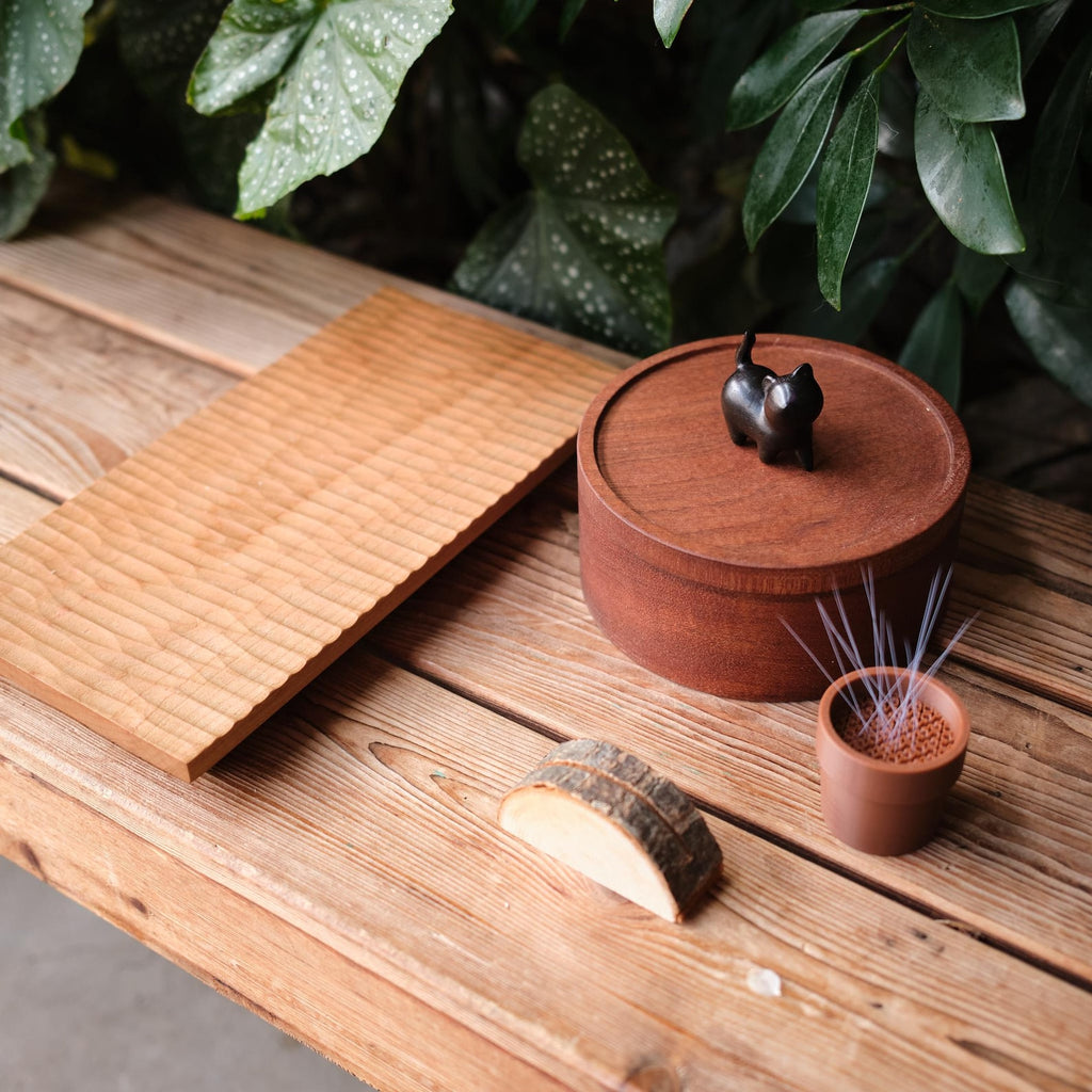 Handmade Cat Urn Memorial Set for Home Decor, Wooden Cat Ashes Urn with Whisker Keepsake, Eco Friendly Pet Remembrance Box, Per Loss Gift