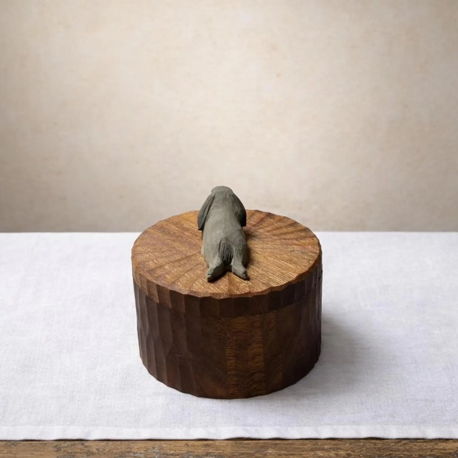 Handmade Wooden Rabbit Memorial Urn: Realistic Bunny Keepsake Box from Photo, Pet Memorial Gift, Pet Personalised Keepsake, Jewellery Box