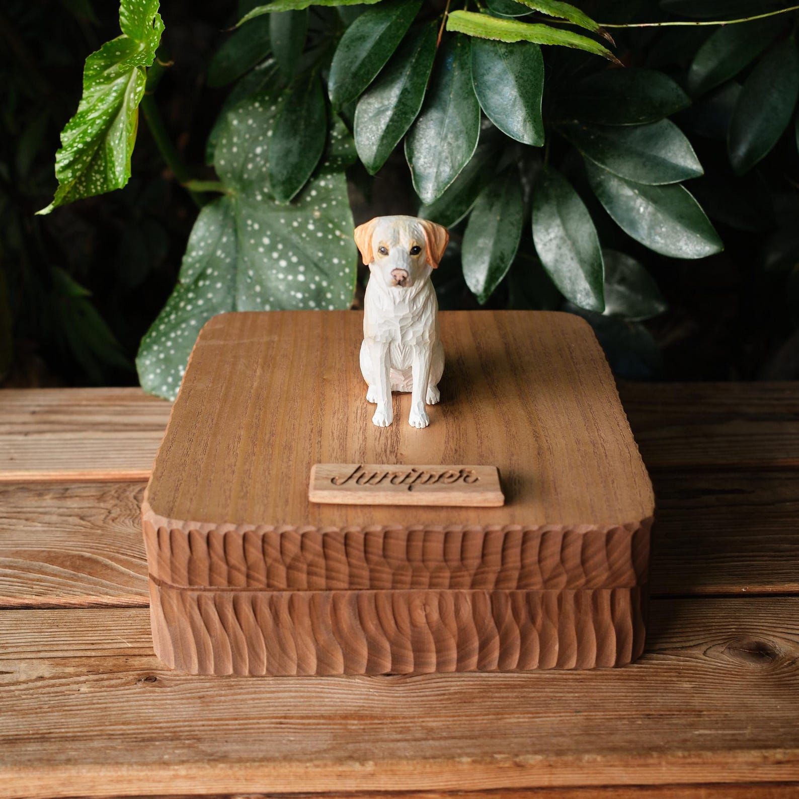 Handmade Large Wooden Dog Urn for Ashes up to 110lbs, Bespoke Dog Figurine by Photo, Laser engraving, Eco-Friendly Pet Loss Keepsake Gift