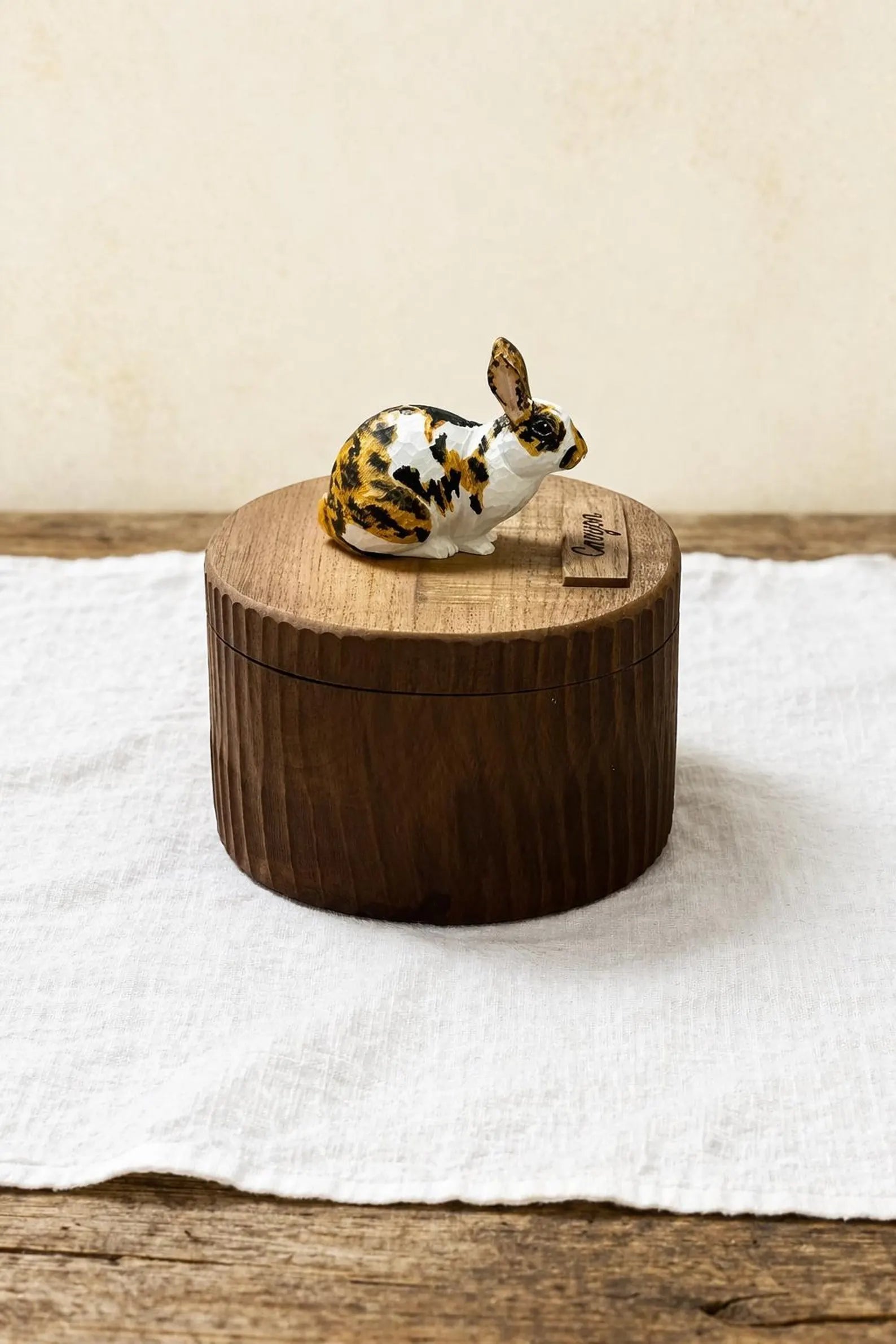 Handmade Wooden Rabbit Memorial Urn: Realistic Bunny Keepsake Box from Photo, Pet Memorial Gift, Pet Personalised Keepsake, Jewellery Box