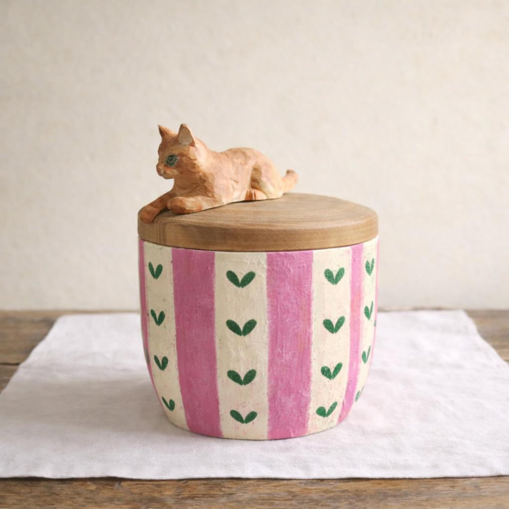 Hand Carved Cat Memorial Urn, Custom Wooden Pet Ashes Box, Photo-Based Cat Figurine, Personalised Hand Painted Floral Box, Pet Loss Gift