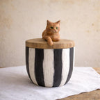 Custom Cat Urn with Cat Figurine Resting on Lid, Handmade Wooden Pet Ashes Box from Photo, Personalised Cat Memorial, Pet Loss Gift