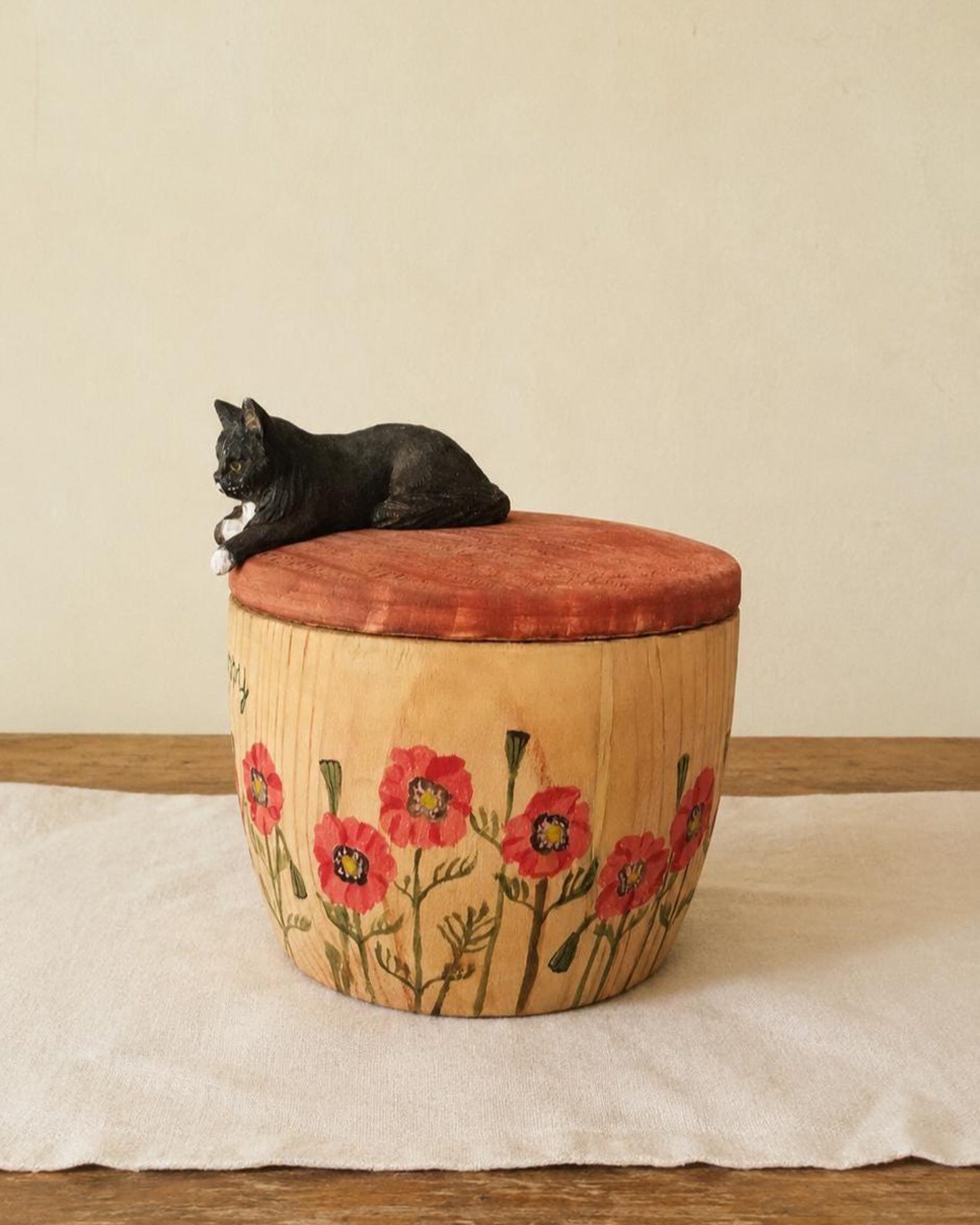 Hand Carved Cat Memorial Urn, Custom Wooden Pet Ashes Box, Photo-Based Cat Figurine, Personalised Hand Painted Floral Box, Pet Loss Gift