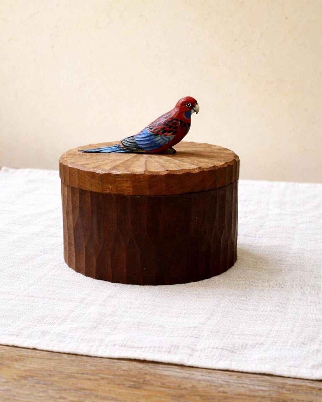 Custom Parrot Wood Carving From Photo, Rustic Tree Trunk Pet Memorial Urn Box, Personalised Engraved Wooden Keepsake, Bird Loss Gift