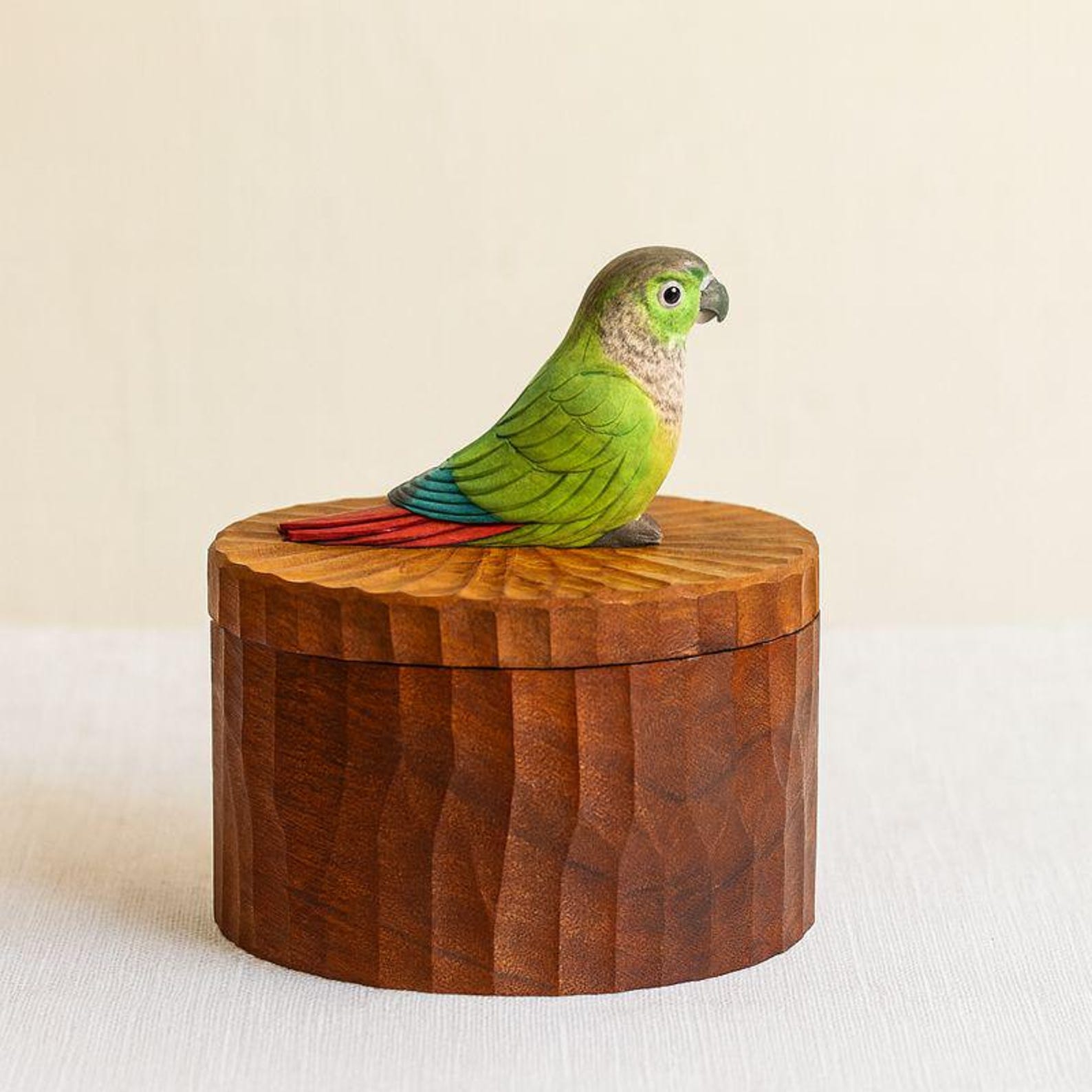 Custom Parrot Wood Carving From Photo, Rustic Tree Trunk Pet Memorial Urn Box, Personalised Engraved Wooden Keepsake, Bird Loss Gift