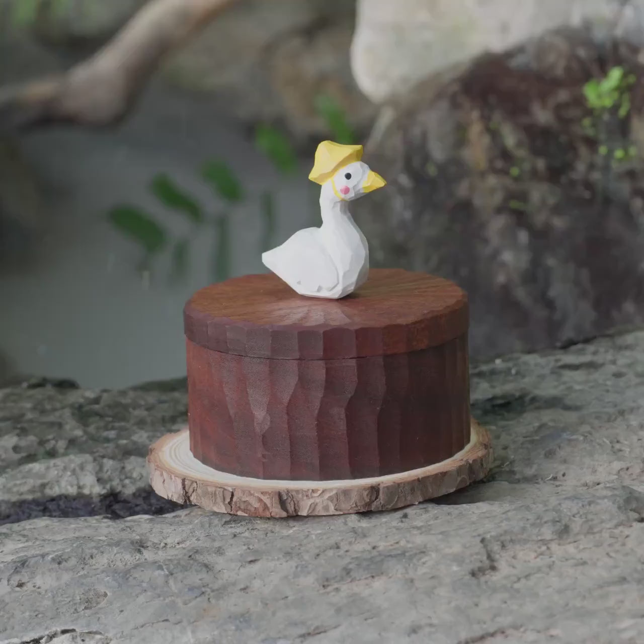 Handmade Wooden Duck Memorial Urn: Custom Pet Figurine Keepsake by photo, pet memorial gift, pet personalised keepsake box