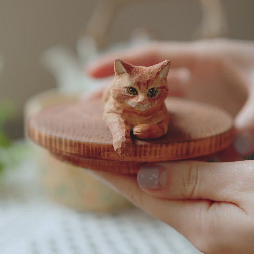 Hand Carved Cat Memorial Urn, Custom Wooden Pet Ashes Box, Photo-Based Cat Figurine, Personalised Hand Painted Floral Box, Pet Loss Gift